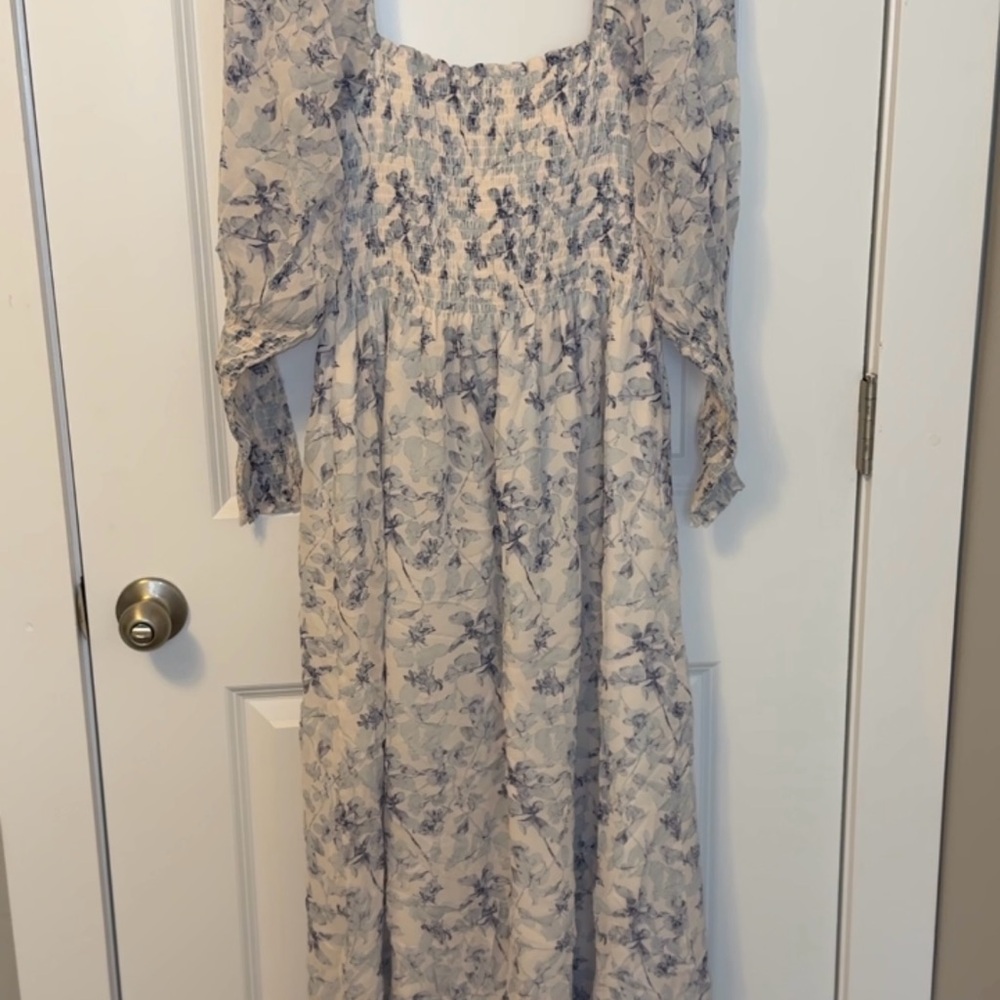 Floral Blue and White Women's Hill House Dress
